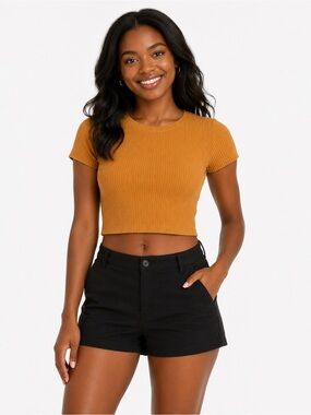 IJOAH Ribbed Knit Crop Top – Women's Medium
